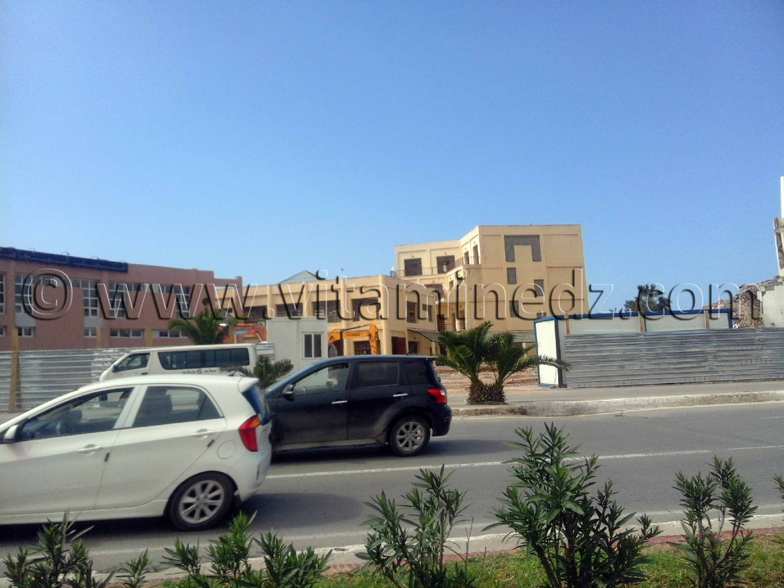 Demolition du récent musée du Moudjahed à Oran ... pour rénovation dit-on