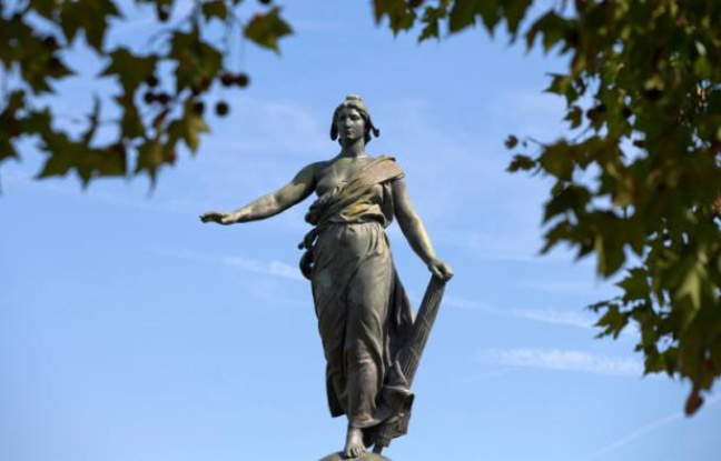 Planète -  Moins de voitures, plus de vélos et de vert: Paris réaménage sept places emblématiques