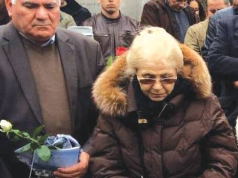 Planète - Paris: En présence de la veuve de Hocine Aït Ahmed - Hommage exceptionnel à Ali Mécili