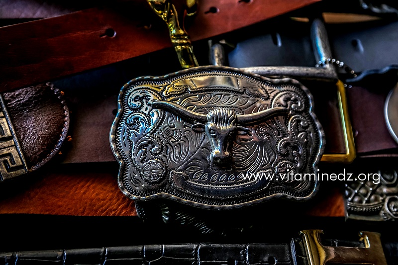 Maroquinier à Tlemcen (Cuir, Sacs, sandales, ceintures, Babouches, Bracelets)