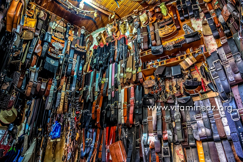 Maroquinier à Tlemcen (Cuir, Sacs, sandales, ceintures, Babouches, Bracelets)