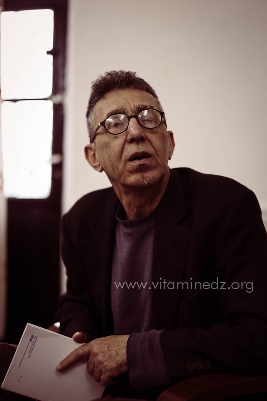 Brahim Hadj Slimane est journaliste et écrivain.