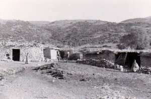 معركة  قابل يابوس بمنزل الاخوة عشيقة