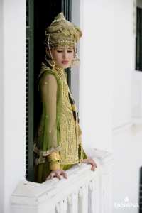 Algerian dresses and traditional ...