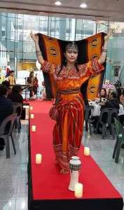 Robe kabyle - Le costume traditionnel algérien présenté à Séoul.