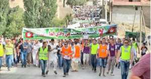 Oued Taga (Batna) - Manifestation contre un projet de cimenterie