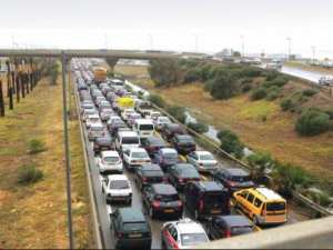 Alger - Les enfants des embouteillages:  Génération «circulation»