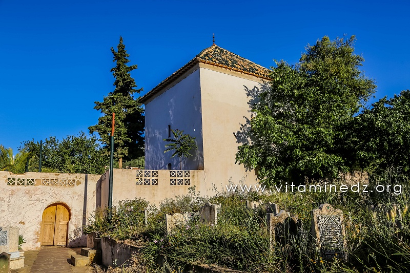 Tlemcen - Mausolée Sidi Senoussi au cimetière portant son nom