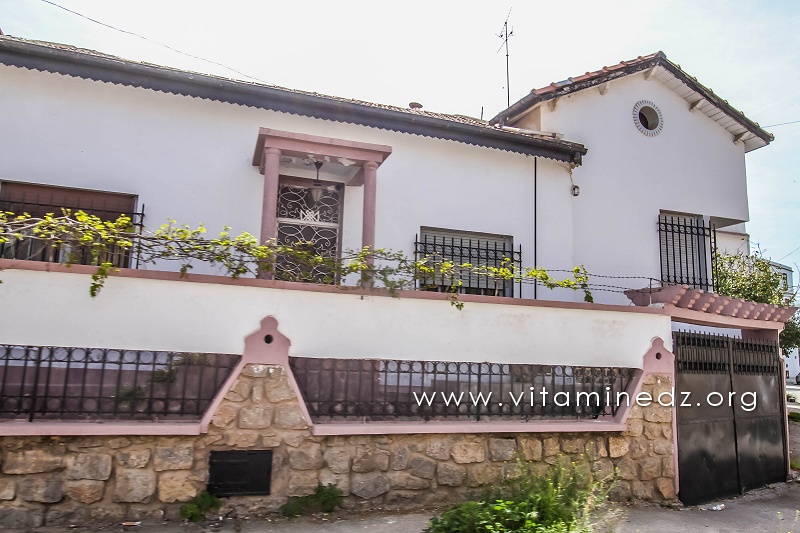 Tlemcen - Quartier de Bel Air, jolie villa coloniale?