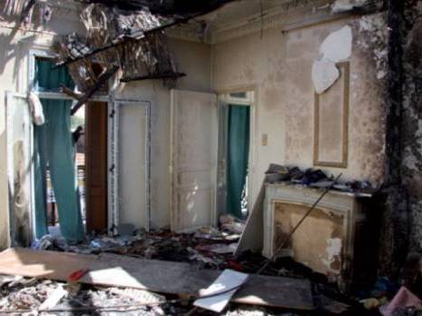 Incendie dans un immeuble à la rue Larbi Ben m’hidi (Constantine):  Les habitants ferment la route et 27 personnes à la rue