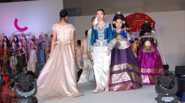 Le vêtement traditionnel algérien honoré à Séoul