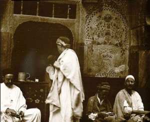 صورة لمقهى بحي القصبة العتيق 1913