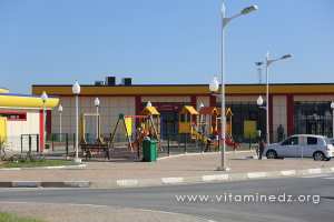 Autoroute Est Ouest - Aire de repos et de jeux pour les enfants à la Nouvelle Station Tamesguida, non loin de Blida