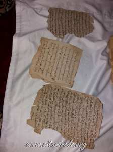 صفحات من القران الكريم مكتوبة باليد مسجد أولاد داود القديم