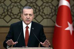 Planète - ERDOGAN POURSUIT SA PURGE APRÈS LE PUTSCH RATÉ DE JUILLET. Turquie : plus de 15.000 fonctionnaires supplémentaires limogés