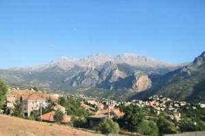 Azzazga  Débat Sur L'ENVIRONNEMENT