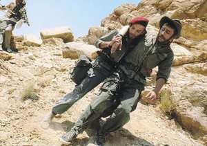 Quel est le rapport entre la mémoire et l'histoire de la guerre