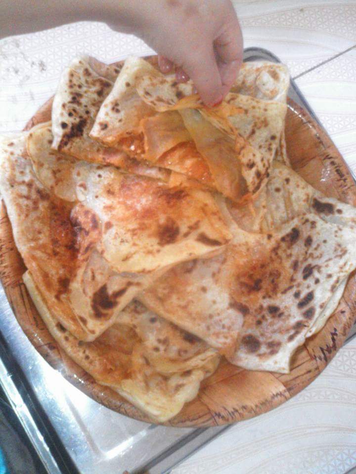 لمحاجب  او  المطبقة