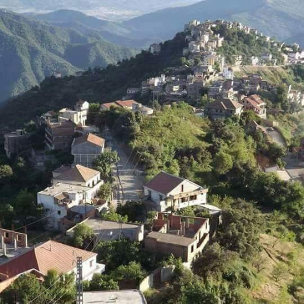 Thiwizi à Larbaa n’Ath Irathen