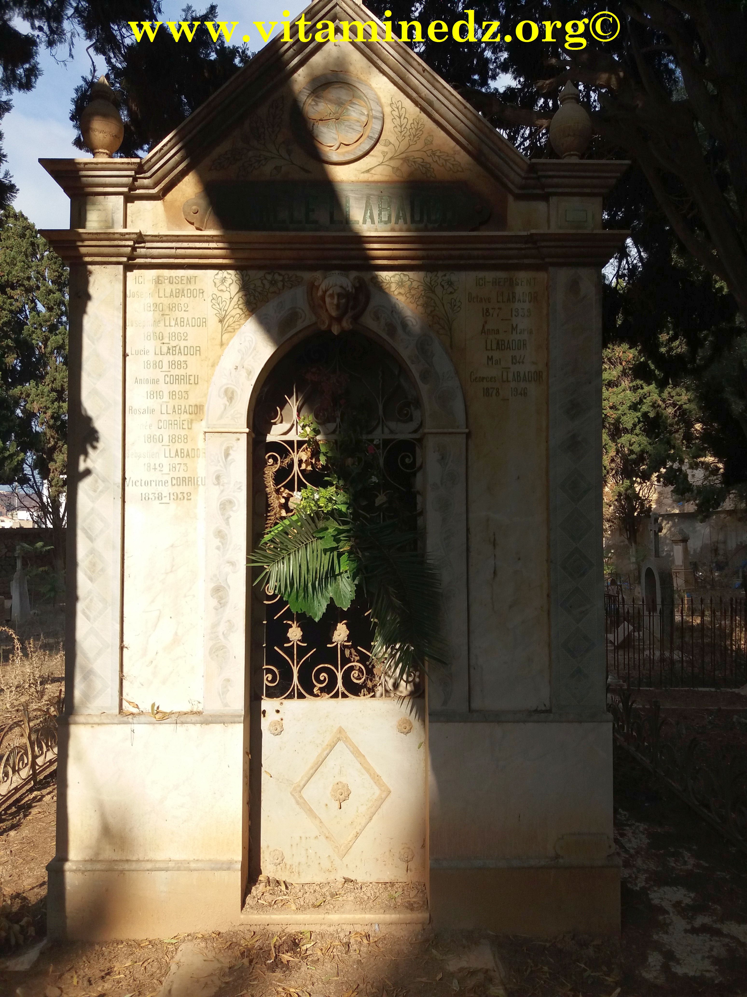 Caveau funéraire de la famille LLABADOR à Ghazaouet (ex Nemours) Tlemcen