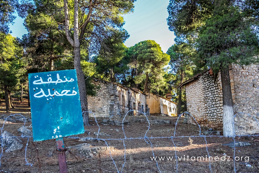 Ancienne caserne militaire (coloniale?) à la forêt du petit perdreau - Tlemcen