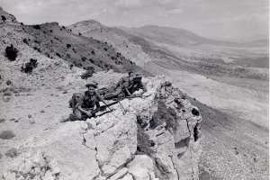 Des membres du 2ème et 3ème Régiment E I dans le djebel Zellatou le 6 septembre 1955