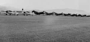 Bananes et T6 sur la base aérienne de Kenchéla