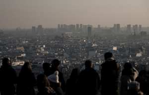 Planète - Pic de pollution en Ile-de-France: Des victimes de la pollution de l’air portent plainte contre l’Etat