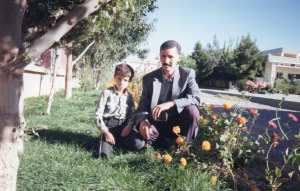 انا وابني يزيد مقراني بقايس