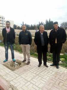 في الصورة اخي بلقاسم على اليمين ابن عمتي الحاج خليفة بولبير ابن عمي فوزي مقراني وابني حكيم