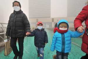 Planète - LA CHINE SUFFOQUE ET PASSE À L’OFFENSIVE:  Plus de 1.200 usines fermées et une taxe anti-pollution