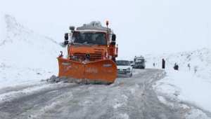 Chutes de neige: plusieurs routes coupées à Tizi-Ouzou