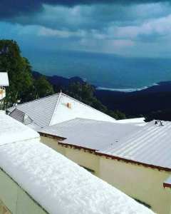 Annaba : Séraïdi sur les hauteurs du massif de l'Edough... Neige, Forêts, et Mer