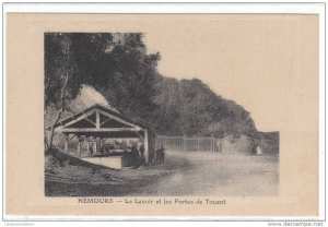 nemours le lavoir et les portes de touent