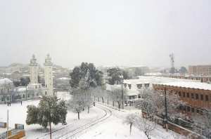 CHUTES DE NEIGE À MASCARA:   El-Bordj, pôle d’attraction de toute la région