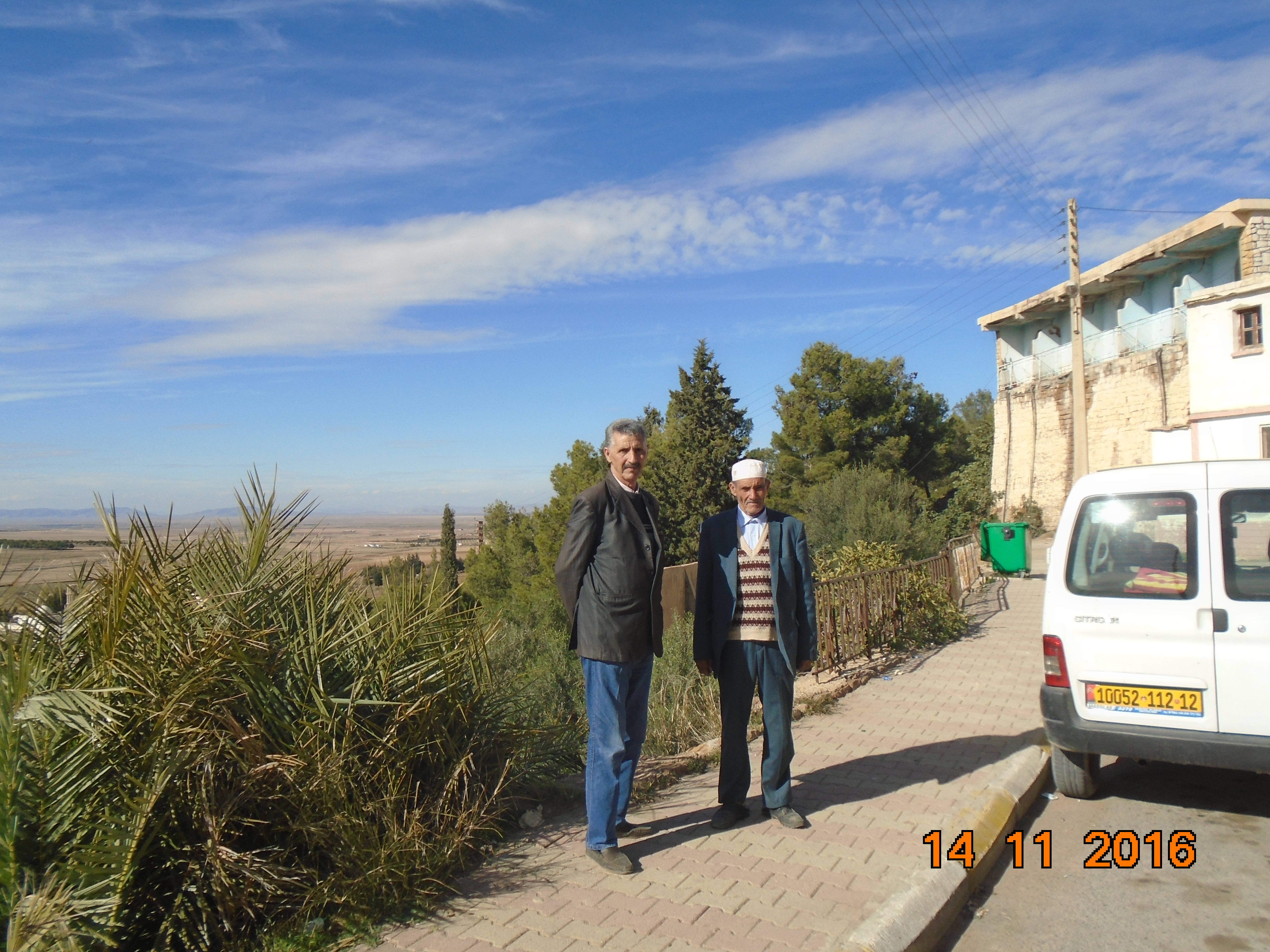 lمع صديقي الحاج زروال في حمام لكنيف  بخنشلة