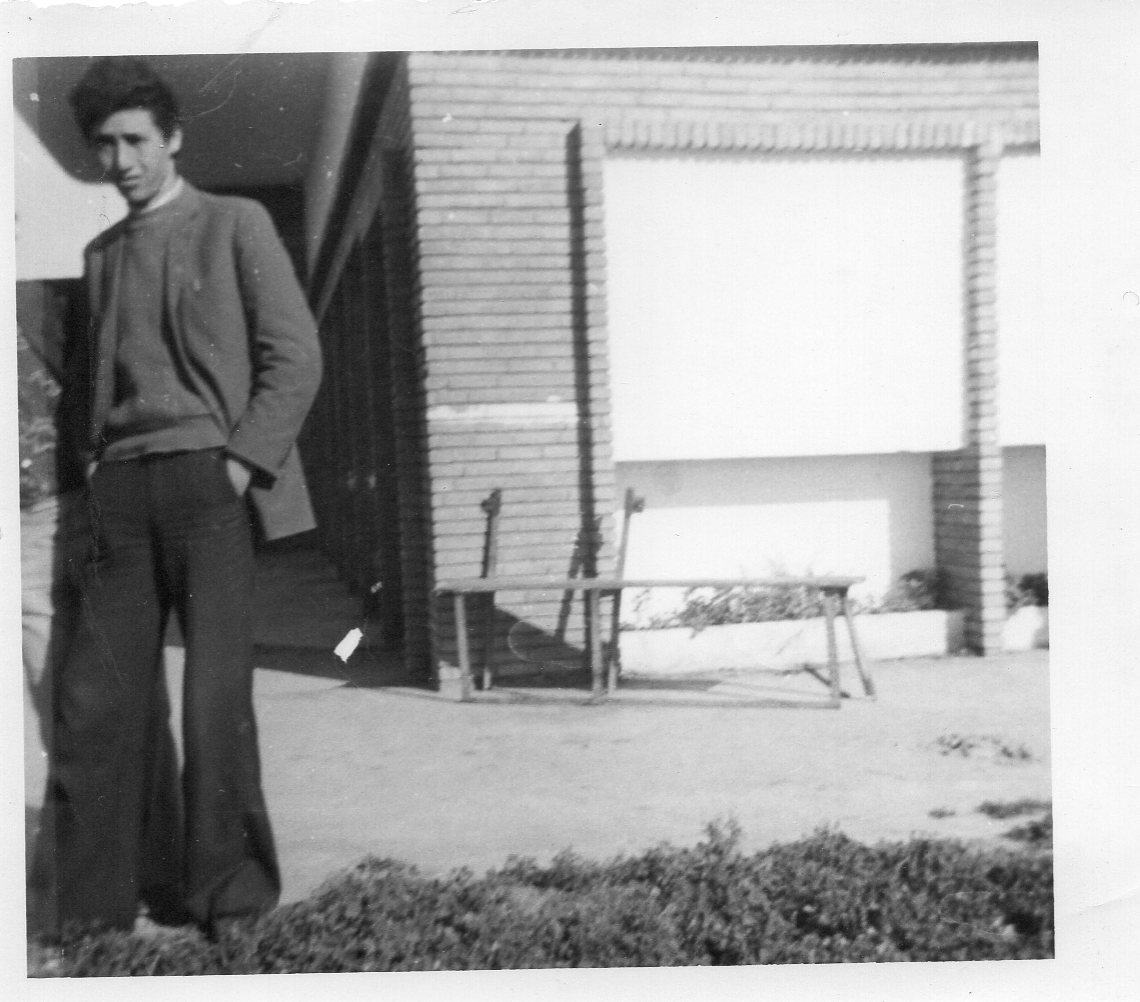 الدار البيضاء العاصمة الصورة اخذتها  مع مسعود لكحل