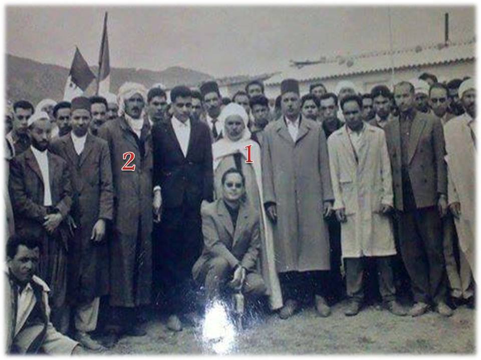   مراسيم دفن الشهيد عبد المجيد عبد الصمد بقبرة الشهداء بيابوس صائفة 1962 .