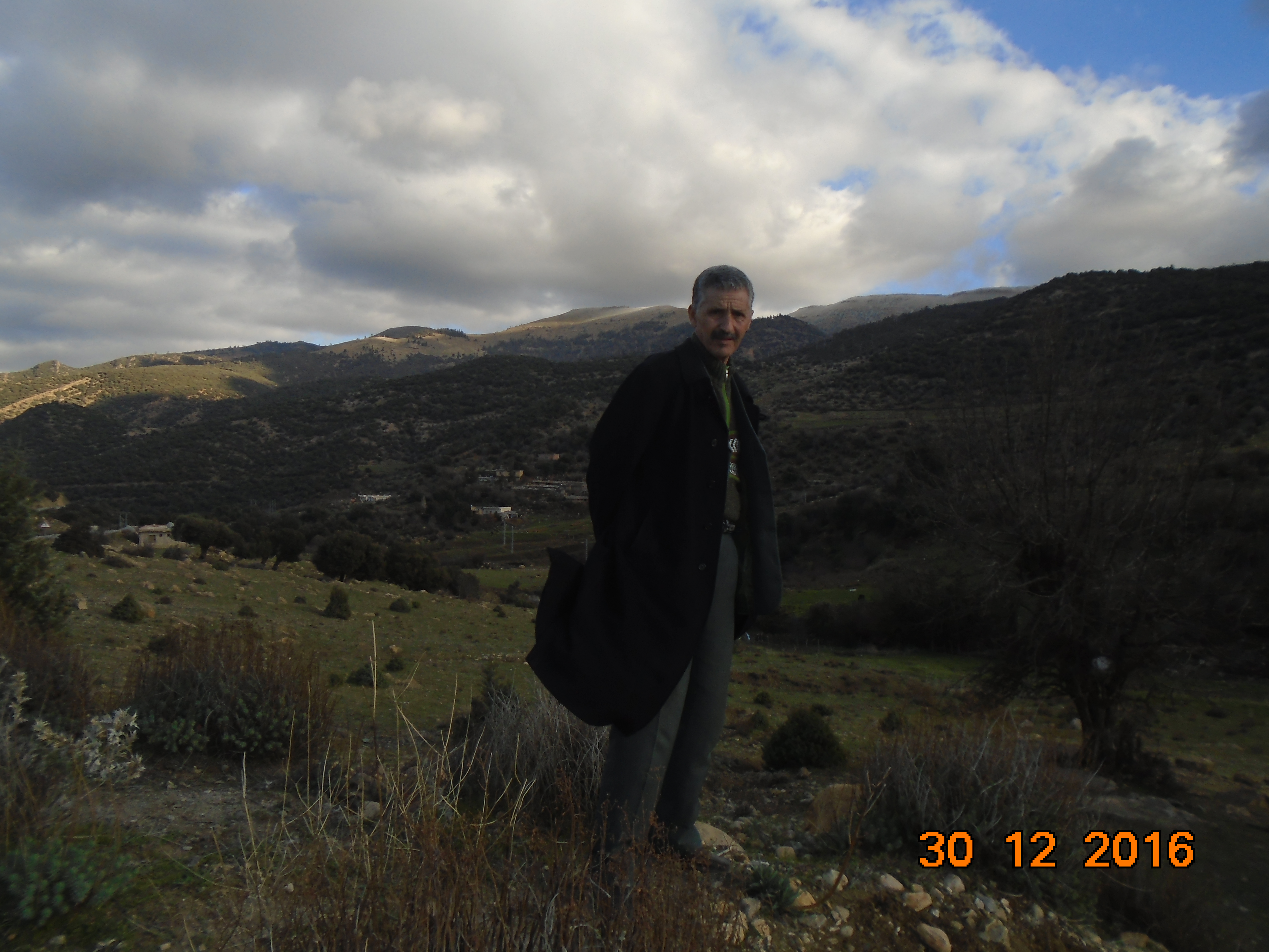 باعالي جبال الاوراس هذا المساء من يوم 2016/12/30 شيليا