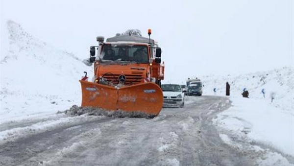 Chutes de neige: plusieurs routes coupées à Tizi-Ouzou