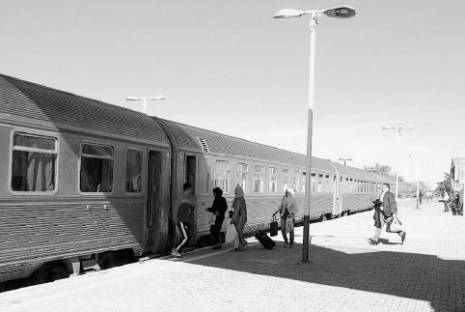 Train Chlef - Alger:  Les passagers grelottent de froid dans des compartiments délabrés
