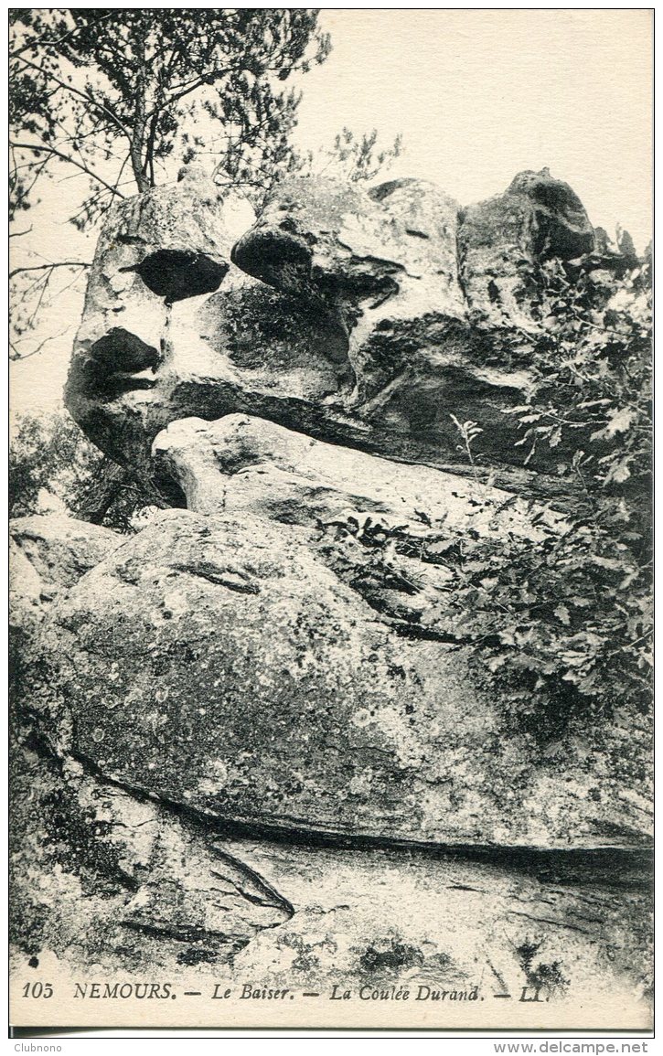 NEMOURS - LE BAISER - LA COULEE DURAND