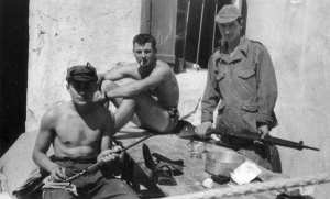 1956/57 - Béghaoun - De G à D: CANONE Jean, NIOLON, CAUT Christian - (Jallon Jean-Pierre)