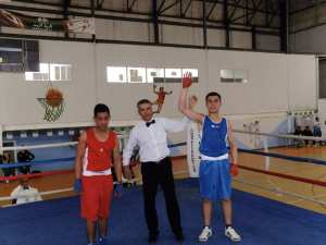 Smaani Azedine 66 kg, champion