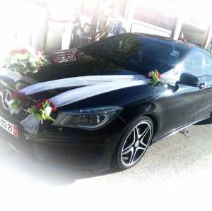 Décoration de voiture de mariage