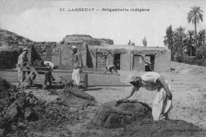 Une briquetterie à Laghouat