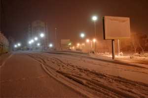 paysage de neige la nuit, coté est de la ville (route d'Alger)