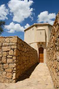 Petit musée où sont exposés des tableaux représentant saint Augustin, sa mère, des membres de sa famille et ses compagnons.