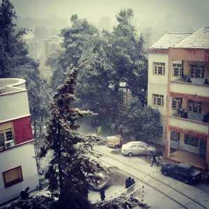 vue sur la cour du lycée Ibn Rostom