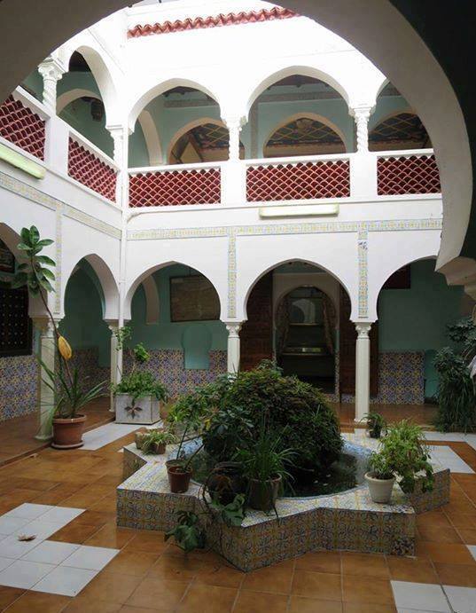 L’ancienne demeure de l'Emir Abdelkader en 1834. aujourd'hui musée municipal